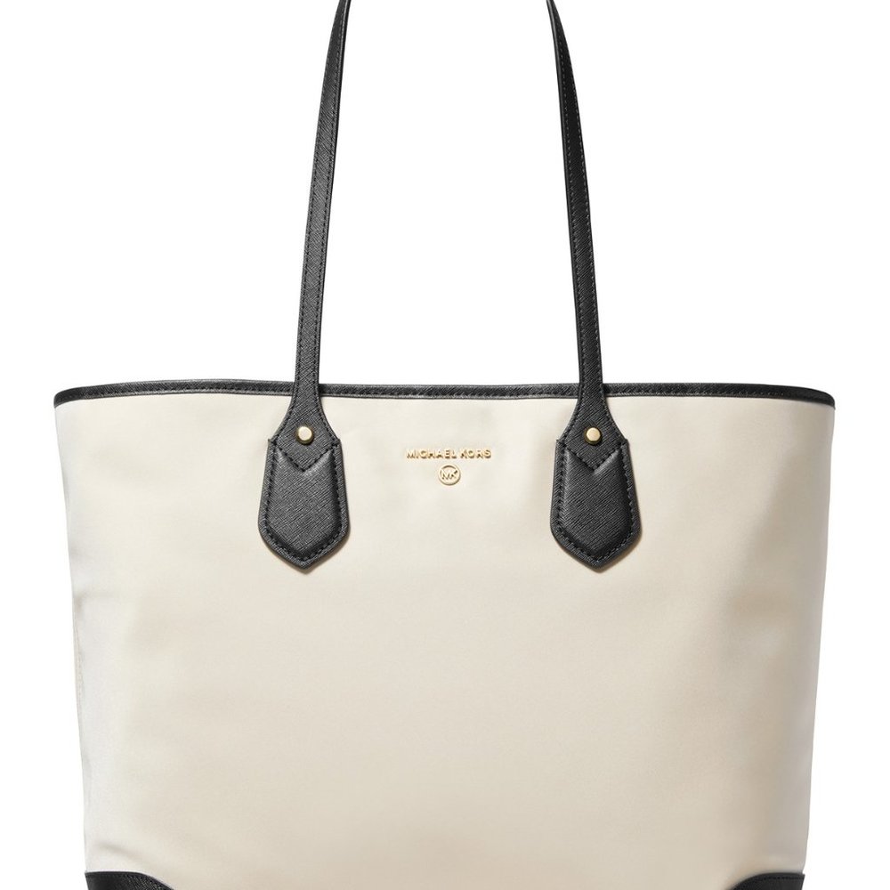 ๐NWT FIRM Michael Kors Large Canvas Tote w/ Black Leather Trim & Handles - Picture 1 of 8